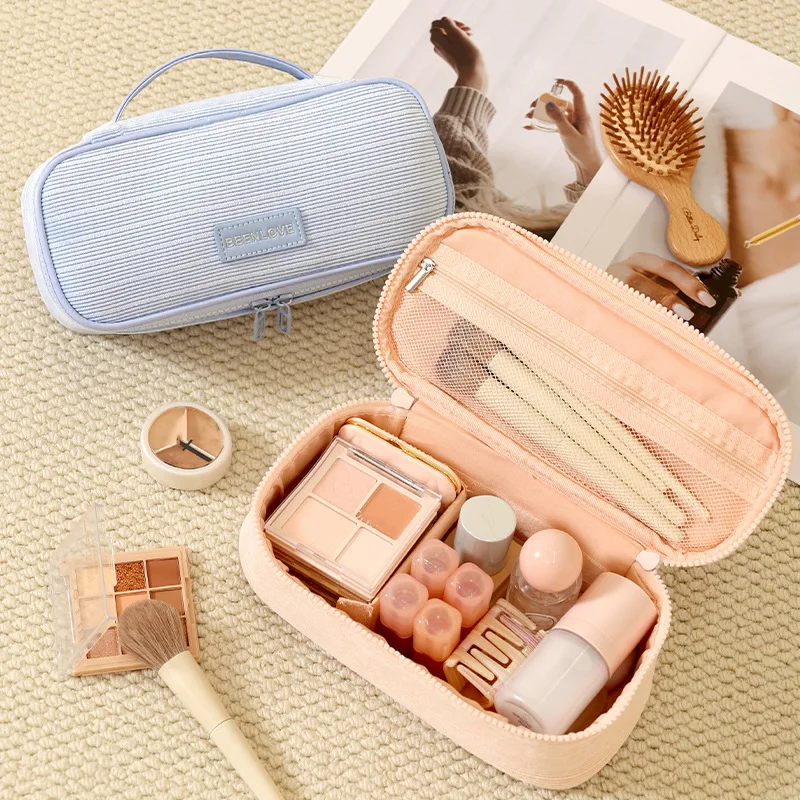 حقيبة مستحضرات تجميل جديدة من  - مراجعة Skincare D'Alba وسعره